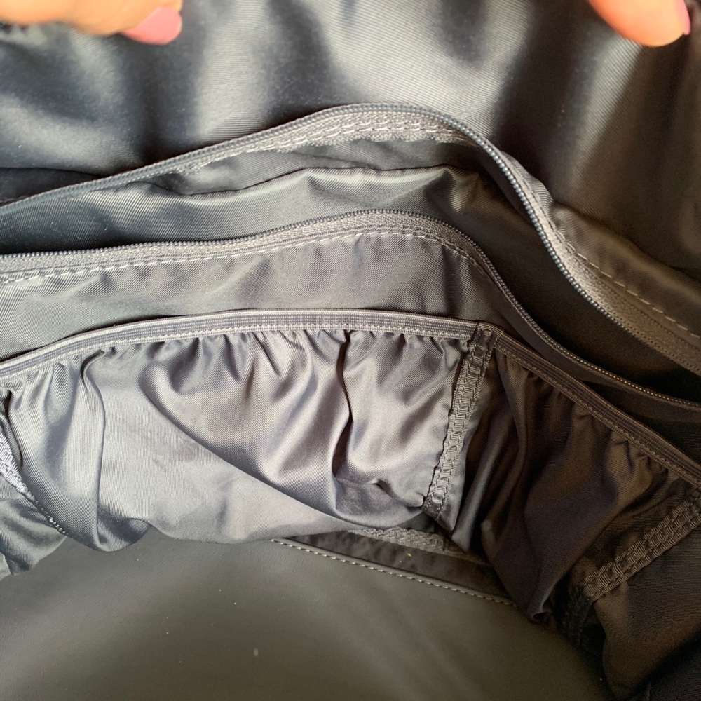Lululemon Weekender/Duffle Bag - Picture 10 of 12